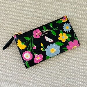 Kate Spade Roulette Wallet NWOT Black Leather Floral Embossed Limited Edition